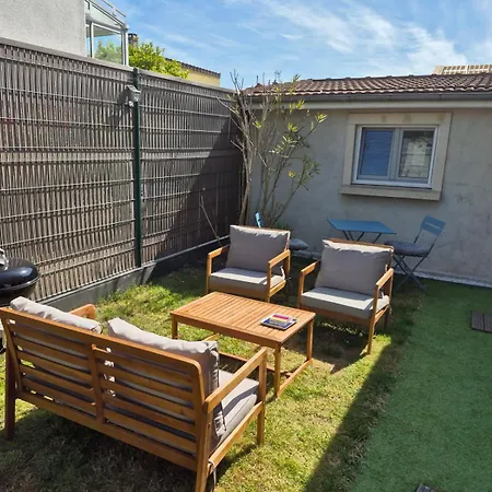 Au Coin Tranquille בית אירוח שמפיני-סור-מארן