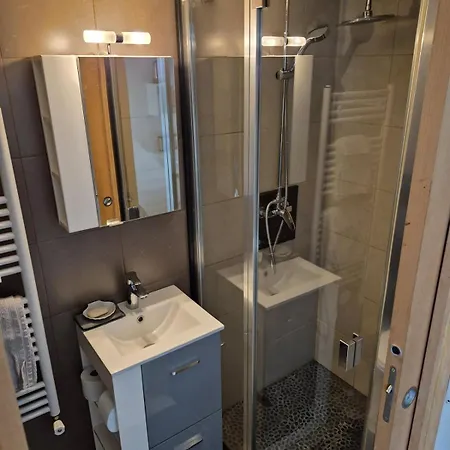 Au Coin Tranquille בית אירוח שמפיני-סור-מארן